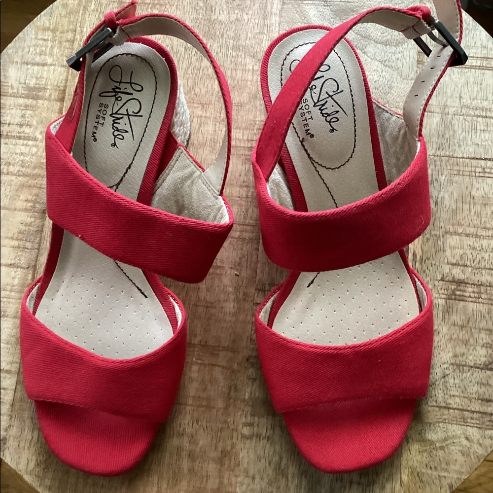 Red sandals size 8